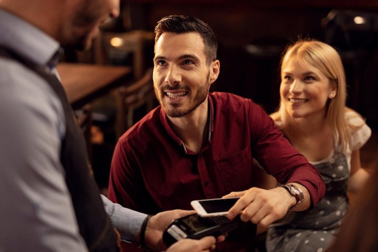 Pengguna membaca FAQ qq888bet untuk menemukan jawaban atas pertanyaan umum tentang hiburan online